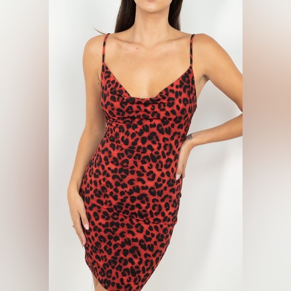 Iris Leopard Bodycon Party Dress - Picture 4 of 5